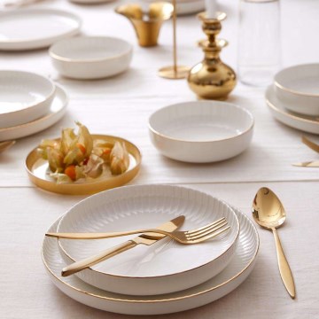 18-teiliges Speiseservice, weiß/gold, aus Porzellan