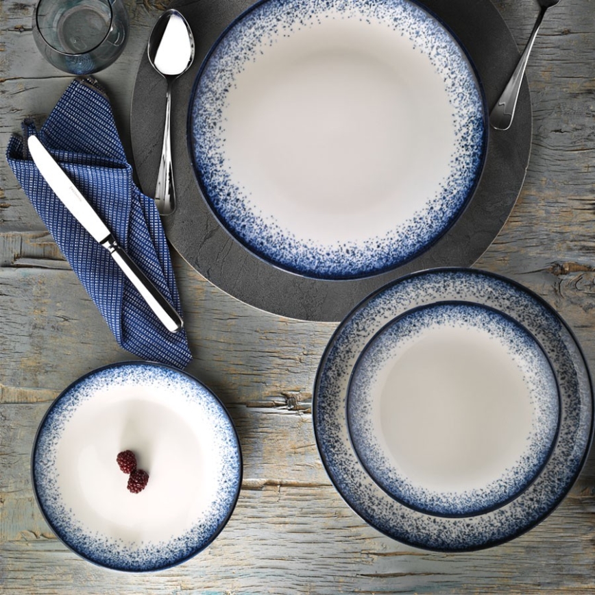 24-teiliges Essservice aus Porzellan, weiß/blau