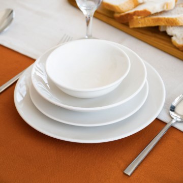24-teiliges Porzellan-Tafelservice in Weiß