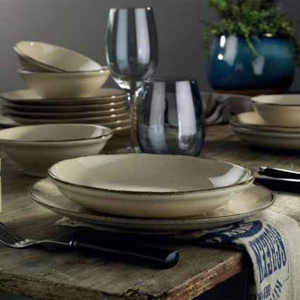 24-teiliges Tafelservice in Beige aus Porzellan