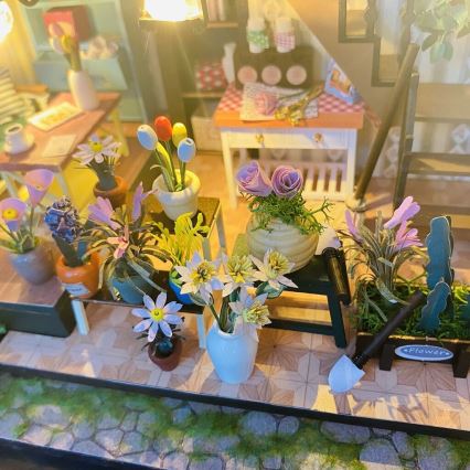 2Kids Toys - Miniatur-Haus Darcys Blumenhaus 2xAAA