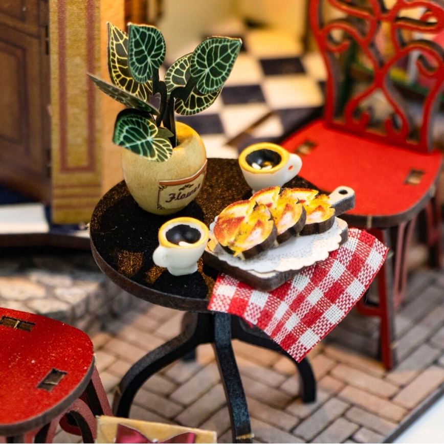 2Kids Toys - Miniatur-Haus Julias Bäckerei 2xAAA