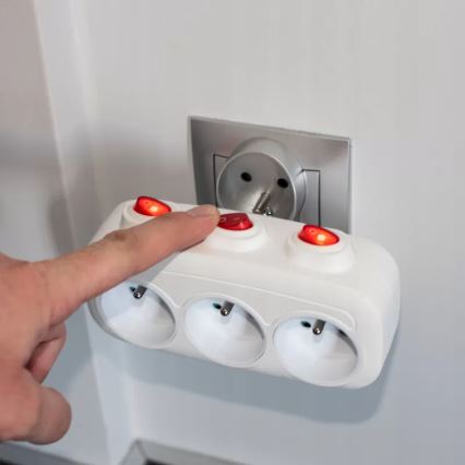 3-fach-Steckdosenleiste mit Schaltern