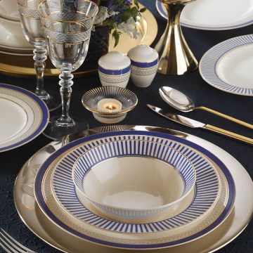 53-teiliges Speiseservice weiß/blau/gold/Porzellan