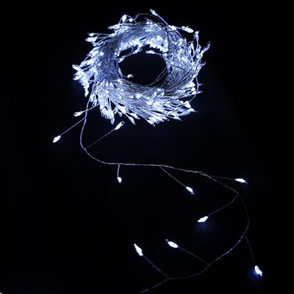 Aigostar - LED-Außen-Weihnachtslichterkette 100xLED/8 Funktionen 3xAA 3,3m IP44 kaltweiß