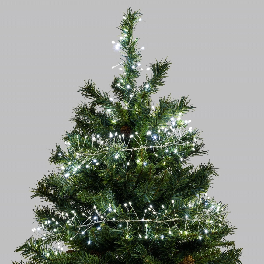 Aigostar - LED-Außen-Weihnachtslichterkette 100xLED/8 Funktionen 3xAA 3,3m IP44 kaltweiß
