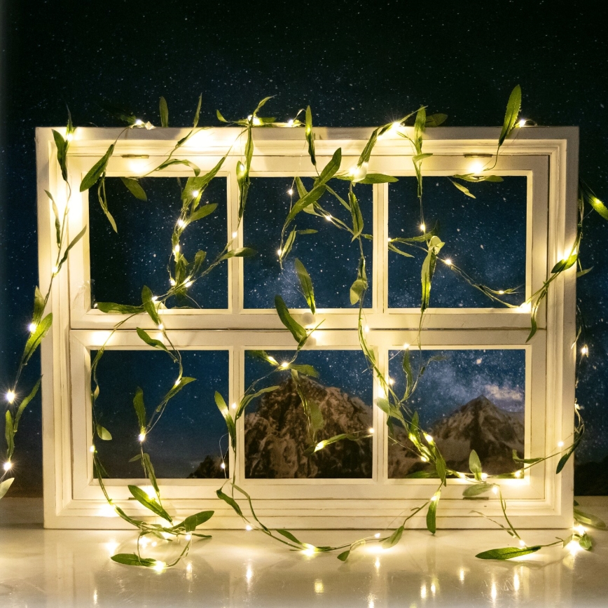 Aigostar - LED-Solarlichterkette 100xLED/12m IP65 warmweiβ Olive