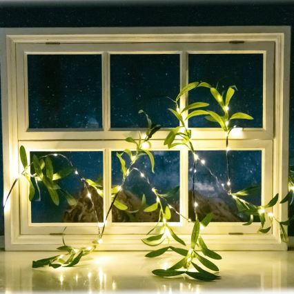 Aigostar - LED-Solarlichterkette 60xLED/4m IP65 warmweiβ Olive