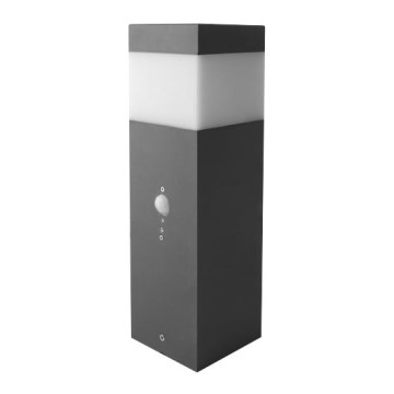 Außen-Sensorleuchte mit Steckdose GARD 1xE14/60W/230V IP44