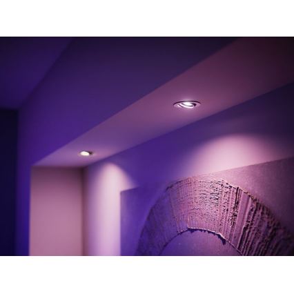 Basis-Set Philips Hue WHITE AND COLOR AMBIANCE 3xGU10/5,7W/230V 2000-6500K + Verbindungsgerät