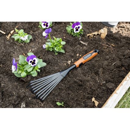 BLACK+DECKER - Handgeführte Harke 40 cm