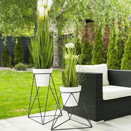 Blumentopfständer TRIANGL 60x45 cm Schwarz