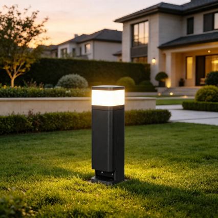 BRILAGI - Außenleuchte mit 2 SCHUKO-Steckdosen PILLAR 1xG9/11W/230V IP44 schwarz