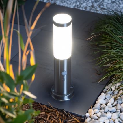 Brilagi - Außenleuchte mit Sensor NOVA 1xE27/15W/230V 40 cm IP44 mattchrom