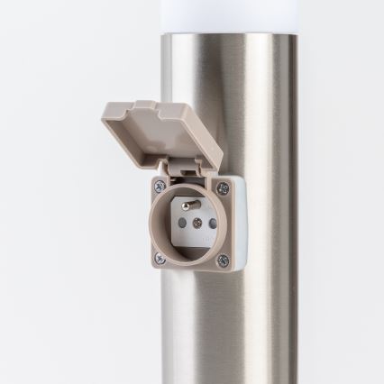 BRILAGI - Außenleuchte mit integrierter Steckdose ELIA 1x E27/20 W/230 V IP44 50 cm mattchrom