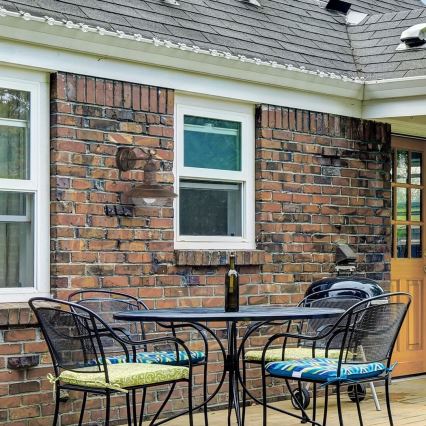 Brilagi - Außenwandleuchte MOLDE 1xE27/60W/230V IP44 Bronze/Patina