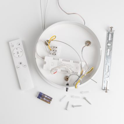 Brilagi - dimmbare LED-Pendelleuchte FALCON, LED/80W/230V, 3000-6500K, Ø 60 cm, Weiß + Fernbedienung