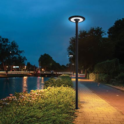 Brilagi - LED-Außen-Straßenleuchte mit 4 m Mast URBANSPARK LED/120W/230V schwarz IP65