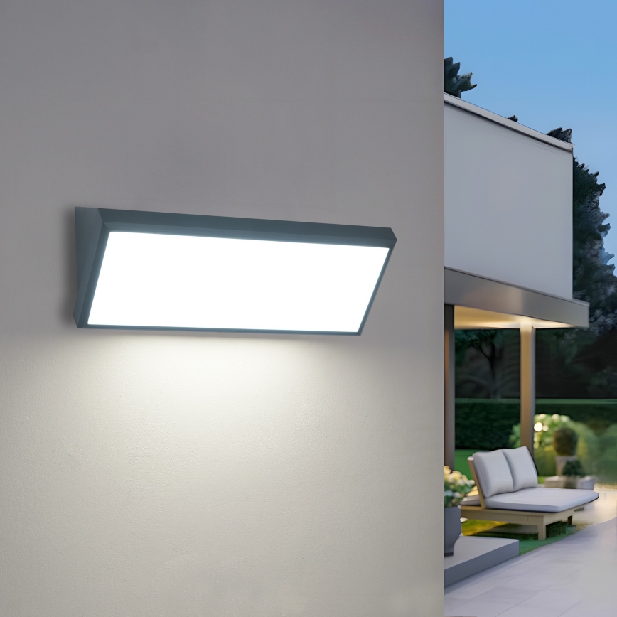 Brilagi - LED Außen-Wandleuchte mit Sensor TRIANGLE LED/42W/230V 45 cm Anthrazit IP65