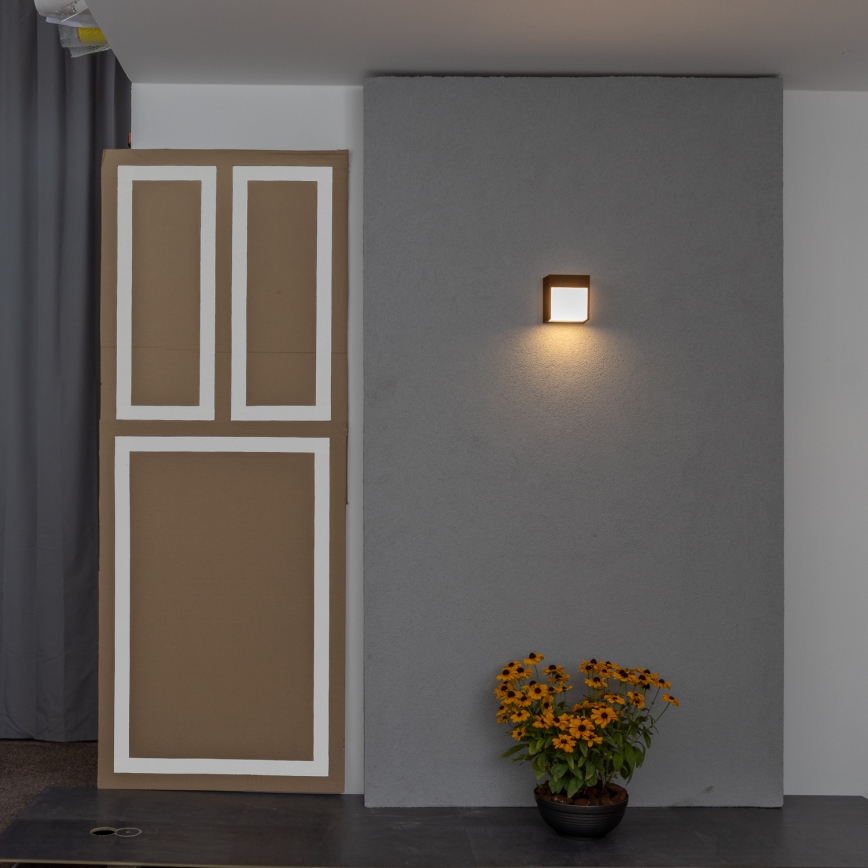 BRILAGI - LED-Außenwandleuchte TERNI LED/12W/230V braun IP44