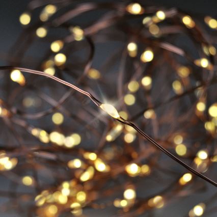 Brilagi - LED  Lichterkette 100xLED/3xAA 10m warmweiß