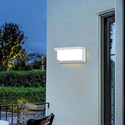 Brilagi - LED RGBW dimmbare Außenwandleuchte BRICKY 1xE27/15W/230V 2700–6500K IP54 Weiß