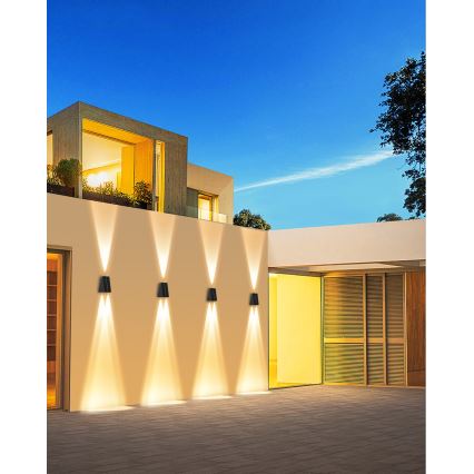 Brilagi - LED Solar-Wandleuchte PYRAMID LED/2W/3,2V 1300 mAh IP54