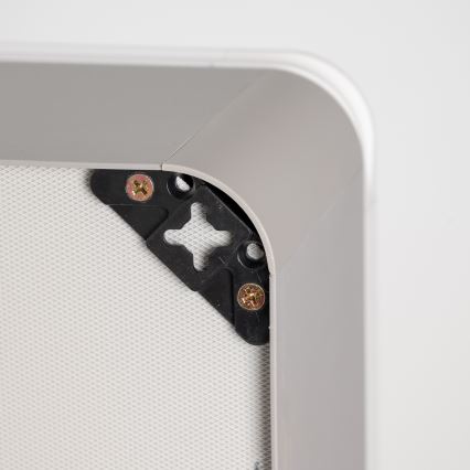 BRILAGI - LED-Spiegelschrank mit Hintergrundbeleuchtung AVOLA SINGLE 75x70 cm