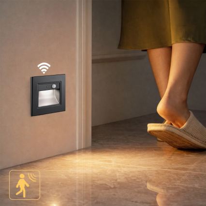 Brilagi - LED Treppenleuchte mit Sensor STEP LIGHT LED/1,5W/230V IP44 schwarz