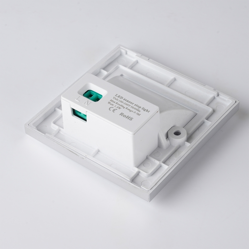 Brilagi - LED Treppenleuchte mit Sensor STEP LIGHT LED/1,5W/230V IP44 silber