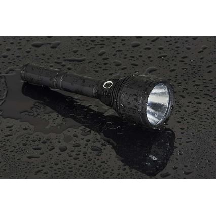 Dimmbare, aufladbare LED-Taschenlampe LED/30W/5V IPX7 3000 glänzend 8400 mAh