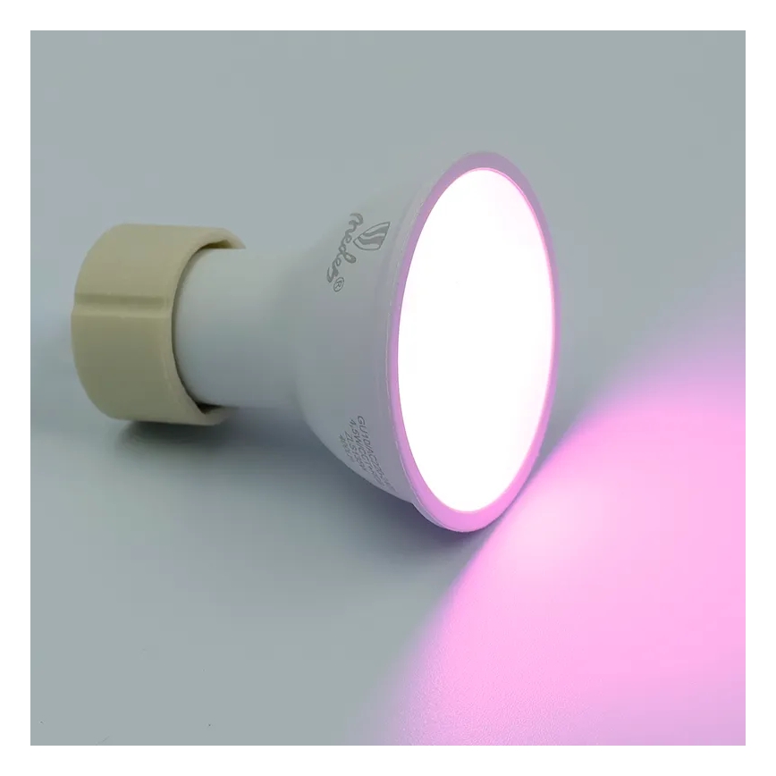 Dimmbares LED-RGBW-Leuchtmittel GU10/4,5W/230V 2700-6500K Wi-Fi Tuya