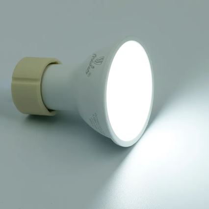 Dimmbares LED-RGBW-Leuchtmittel GU10/4,5W/230V 2700-6500K Wi-Fi Tuya