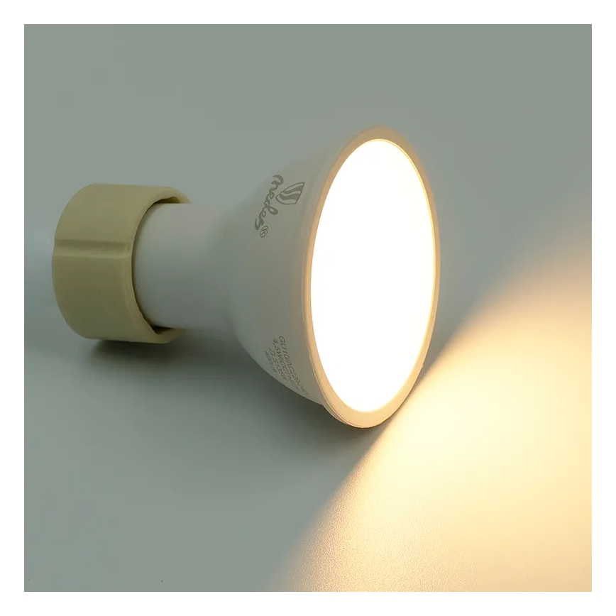 Dimmbares LED-RGBW-Leuchtmittel GU10/4,5W/230V 2700-6500K Wi-Fi Tuya
