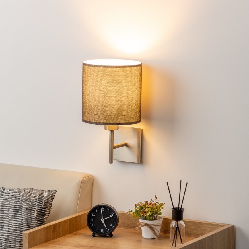 Eglo - LED Wandleuchte TUNJA 1xE27/60W/230V mattchrom/braun