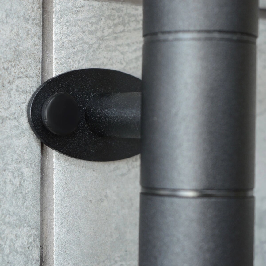 Elektrischer Handtuchwärmer mit Thermostat ARABESQUE 150W/230V 64,6 cm IP44 schwarz