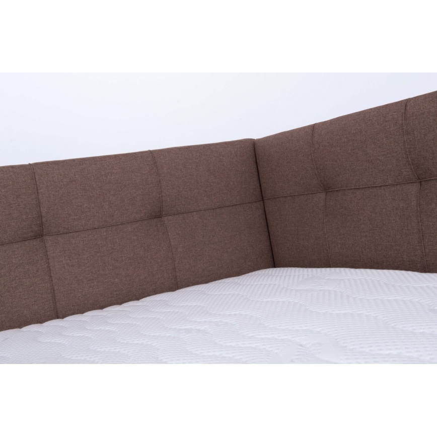 Gepolstertes Bett MARIA PETITE 120 x 200 cm inklusive Matratze und praktischem Bettkasten, braun