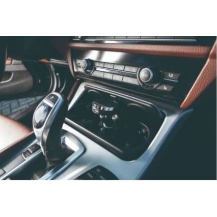 Grundig - Bluetooth-Lautsprecher mit USB-Ladefunktion für die Autozündung