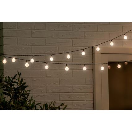 Grundig - LED dimmbare Solar-Lichterkette 50xLED/8 Funktionen 9,35 m warmweiß 1200 mAh + Fernbedienung