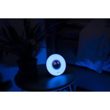 Grundig - LED RGB Dimmbare Nachtlampe mit Alarm und FM Radio LED/5V/3xAAA