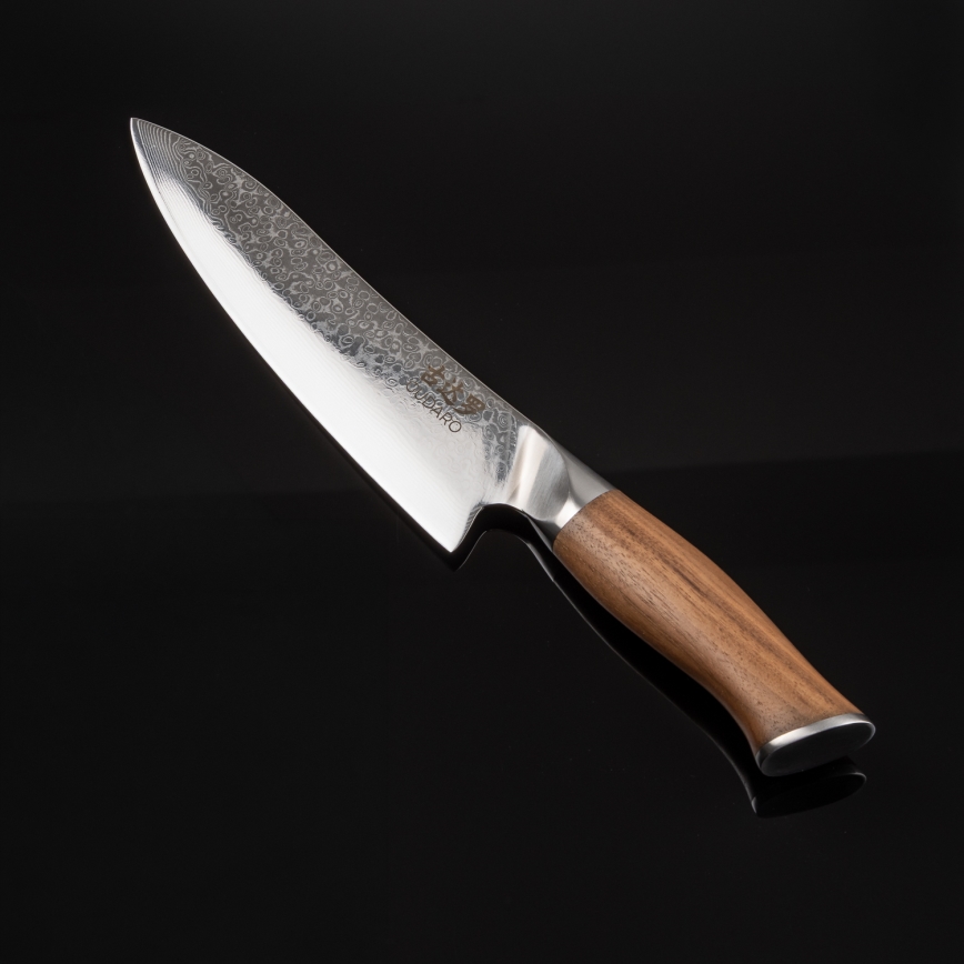 Gudaro - Damast-Chefmesser TAKUMI 8, 67 Lagen Stahl, Klingenlänge 20 cm, Walnuss