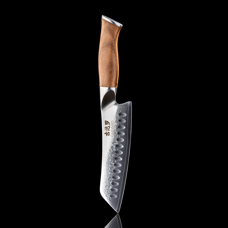 Gudaro - Damast-Santoku-Küchenmesser TAKUMI 7, 67 Lagen Stahl, Klingenlänge 17,5 cm, Walnussgriff