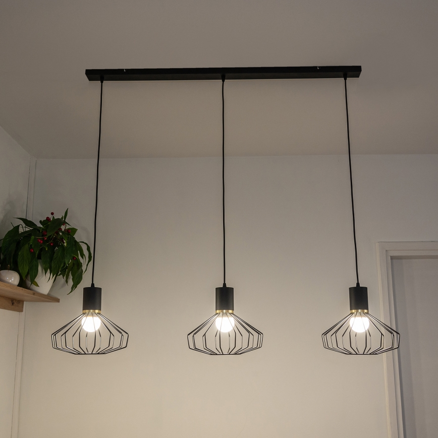 Hängeleuchte an Kabel SOLANO 3xE27/15W/230V schwarz/gold