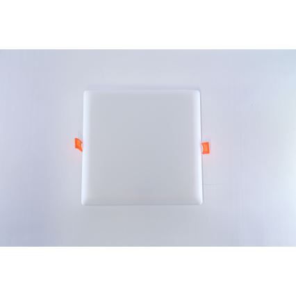 LED-Badezimmer-Einbauleuchte LED/24W/230V 2700-6500K IP44 quadratisch