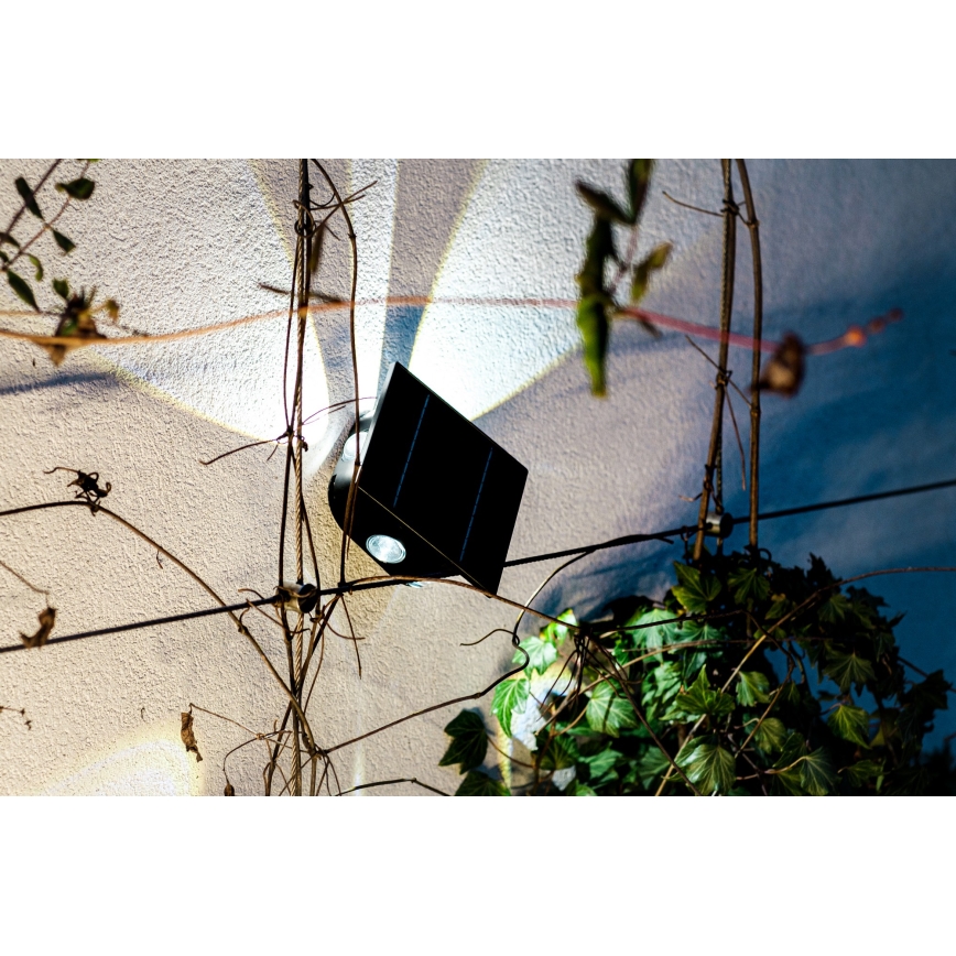 LED-Solarwandleuchte mit Sensor LED/2W/5V IP54 1300 mAh