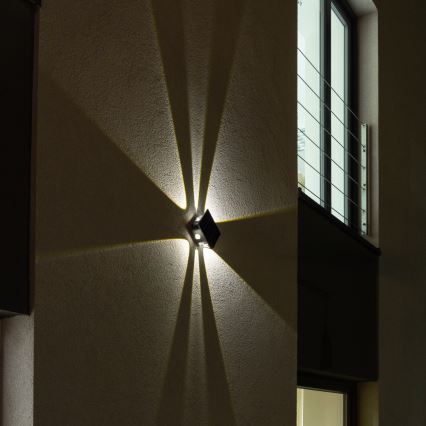LED-Solarwandleuchte mit Sensor LED/2W/5V IP54 1300 mAh