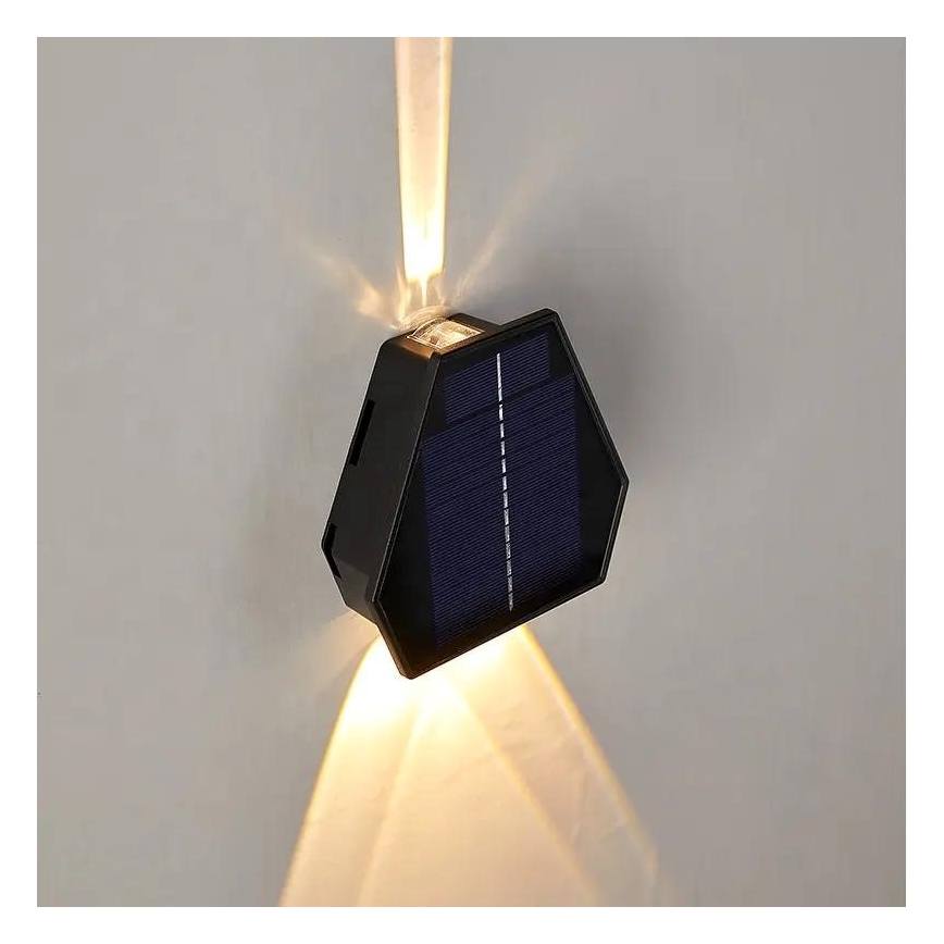 LED-Solarwandleuchte mit Sensor LED/2W/5V IP54 1300 mAh