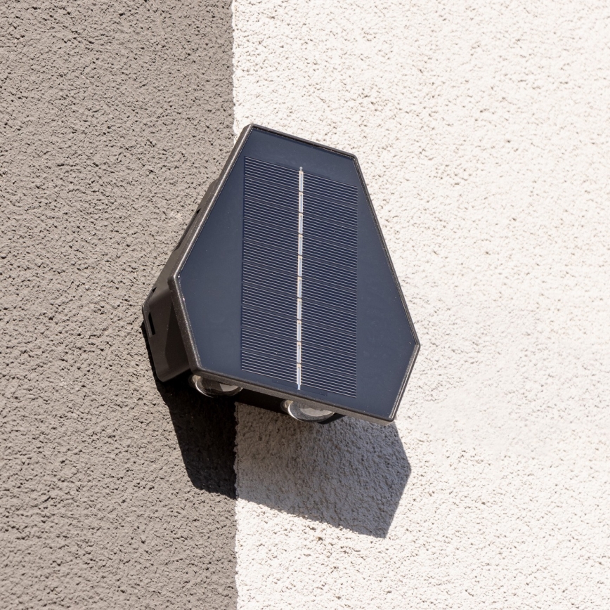 LED-Solarwandleuchte mit Sensor LED/2W/5V IP54 1300 mAh