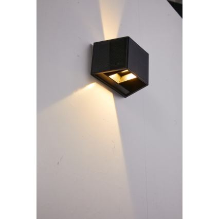 LED-Solarwandleuchte mit Sensor LED/2W/5V IP54 1300 mAh