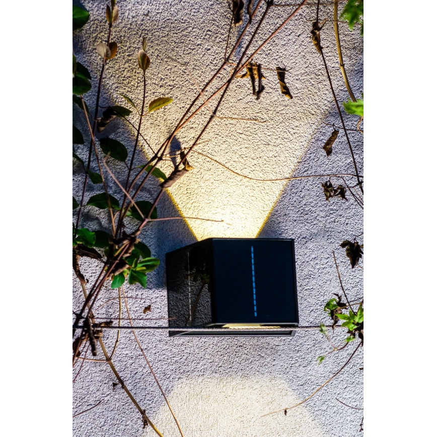 LED-Solarwandleuchte mit Sensor LED/2W/5V IP54 1300 mAh